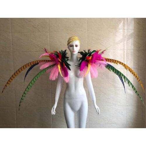 Lo spettacolo di danza copricapo di piume di accessori di abbigliamento La FESTA La Maschera IL Festival