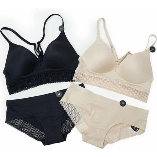 Deep V Sexy Smooth Soft Cup French Bra with Lace Blackless Bras without Stones Panty Set Underwear Women Lingerie 2020 New