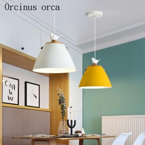 Nordic modern simple wood chandelier Restaurant Bar bedroom creative color single head Iron Chandelier free shipping