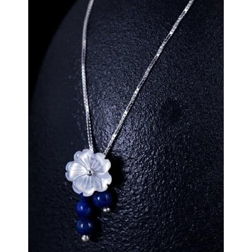 2021 New 925 Silver Natural Lapis Lazuli Natural Shell Flower Necklace Clavicle Chain Accessories Womens Jewelry