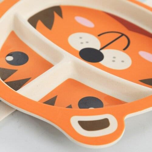 5 unids/set bebé plato formación niños de dibujos animados lindo de alimentación platos de comida niños vajilla con tazón taza c