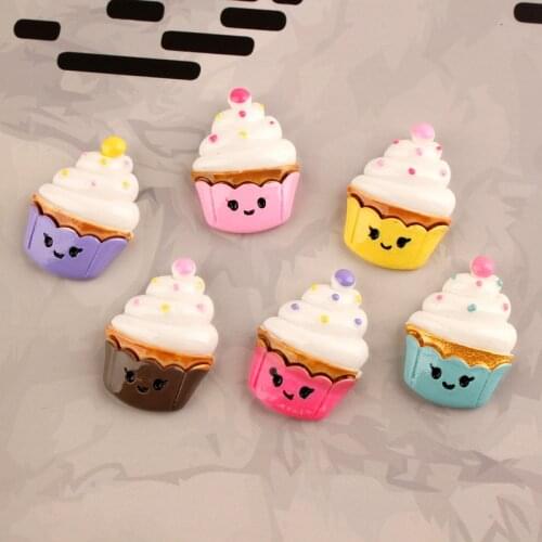 New Arrival 20*23mm 50pcs Kawaii Food Sweet Cup Cake Shape Flatback Resin Cabochons Ornament Accessories Cameo Hair Jewelry DIY