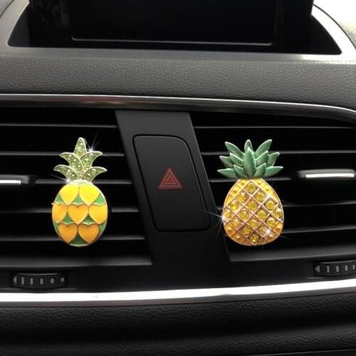 Exquisite pineapple shape with diamond Car perfume Lovely metal fruit car air freshener decoration clip Car perfume