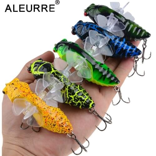 Topwater Baits 7.5cm 15.5g Hard Cicada Wobblers Wings rotating Fishing Lure Shark Hooks Crankbaits For Bass Pike Pechs