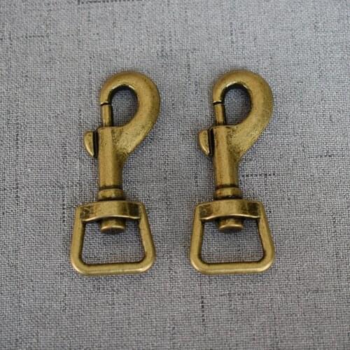 1 Pcs/Lot 15mm Strong Metal Buckle Clasp Carabiner Belt Clip Loop Snap Hook For Dog Pet Leash Lock Hardware Sewing Accessory