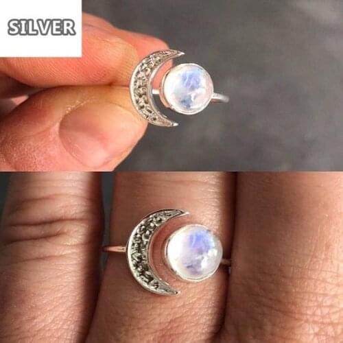 The new model sells a 925 silver moonstone ring, a wedding birthday gift