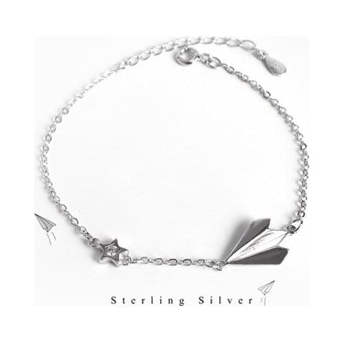 YANG&RH Bracelets On The Leg