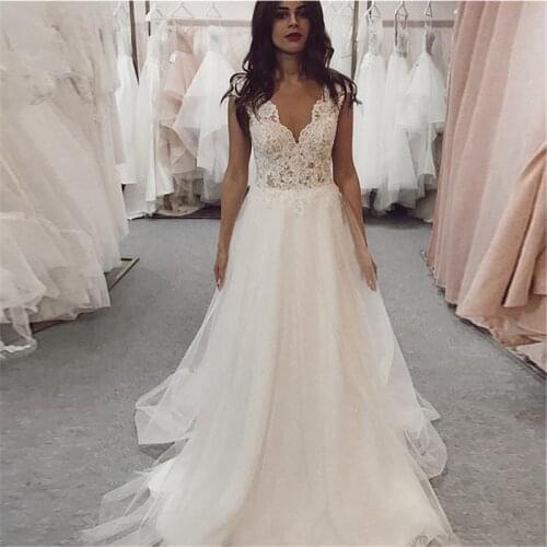 MYYBLE Beach Wedding Dress 2021 Lace Appliques Tulle Long Princess Vintage Bridal Dress V Neck Wedding Gown