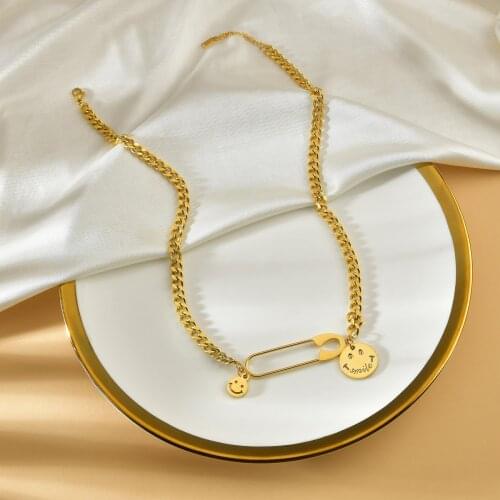 New Black Label Round Sign Smiley Pin Necklace Stainless Steel Never Fade Pendants for Woman Girls Jewelry Party Graduation Gift