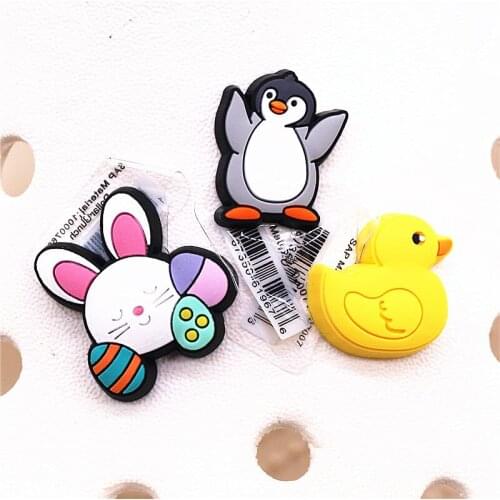 Drop Shipping Cute Animals Shoe Charms Accessories Penguin Duck Bunny Shoes Buckle Decoration fit Wristband Party Kids Gifts