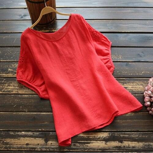 Femme Cotton Linen Tops New Arrival Summer Women Tshirt Plus Size Embroidery Hollow Out Batwing Sleeve Loose Tee Shirt
