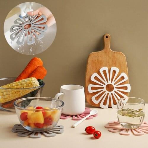 Hollow Solid Color Heat Insulation Pad Silicone Non-Slip Placemat For Dining Table Bowl Mat Kitchen Accessories Desk Decoration