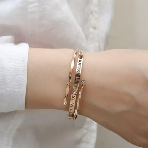 TJP New Arrival 316 Stainless Steel Roman Numerals Rose Gold Crystals Bracelet for Women Fashion Bangle Jewelry