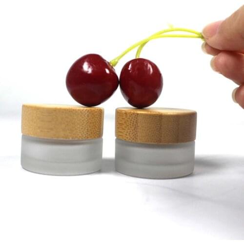 Mini-5g glass empty jar Cosmetic Makeup bamboo cap Face Cream container wholesale sale and retail