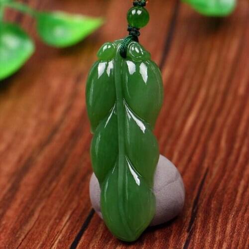 Fine Carving Green Natural Stone Pendant Leaf Pendant Sweater Chain Necklace For Men Women Meaning Lucky Simple fashion Jewelry