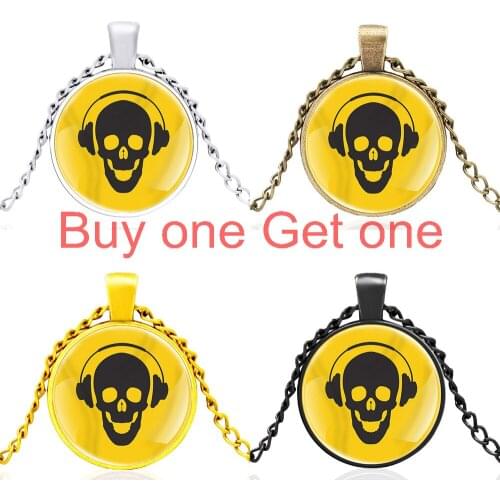 Fashion Skull Wear Headphones to Listen to Music Glass Dome Pendant Necklace Men Women Jewelry Accessories Gifts