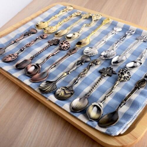 5Pcs/Set Fashion Creative Coffee Scoop Antique Graceful Shape Alloy Royal Style Table Spoon for Home Kitchen Cafe Accessories