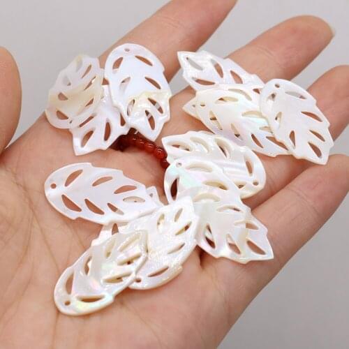 Fashion Hand-carved Natural Freshwater White Leaf-shaped Shell Pendant Beadsfor Jewelry Making DIY Accessories Necklace Earring