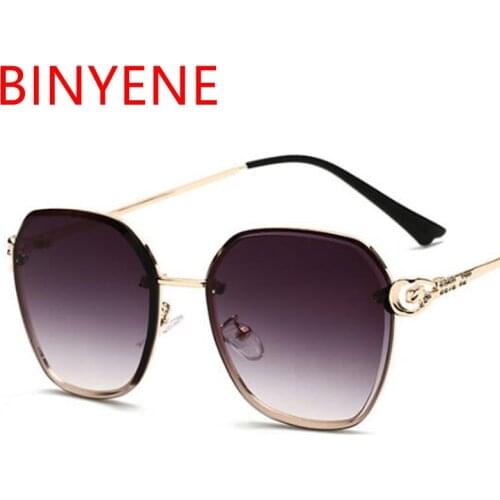 New Designer Frameless Square Sunglasses Women Fashion Metal Rimless Gradient Lens Diamond Leg Sun Glasses Female UV400