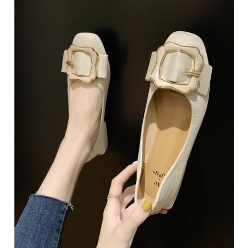 2020 Women Design Flat Square Buckle Strap Retro Style Shallow Simple Shoe Fashion Low-heeled Shoes Skid-proof Square Toe U19-26