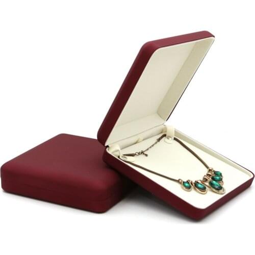 PU Leather Pearl Necklace Display Box Femal Lover Wedding Gifts Pendent Jewellery Packaging Case