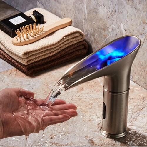 Onyzpily LED Luminous Basin Faucet Copper Waterfall Temperature Control Automatic Sensor Faucet Bathroom Sink Mixer Light Tap