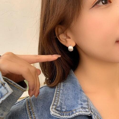 Korean New Fashion Brushed Metal Curved Water Stud Earrings Charm Women Trendy Jewelry Vintage Simple Party Accessories Gifts