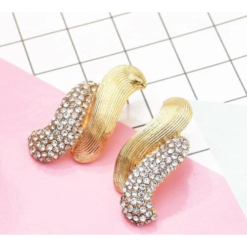 Beautiful Gold Metel Geometric Shape Stud Earrings Black Clear Rhinestone Earring Charm Jewelry Party Gift pendientes for Women