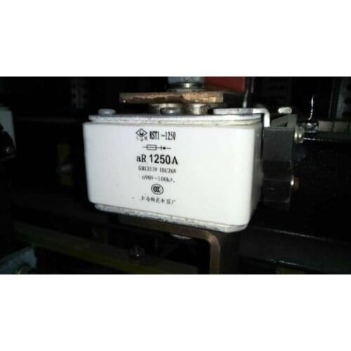 Fuses: RST1-1250 1250A 690V BC100KA / RST1 690V 1250A / RST1 500V 1000A / RST1 1000V 710A 50KA aR
