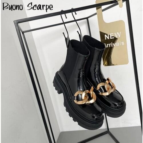 Big Chain Black Leather Chelsea Boots Med Heels Large Metal Fasteners Ankle Boots Round Toe Slip On British Botas Womens Boots