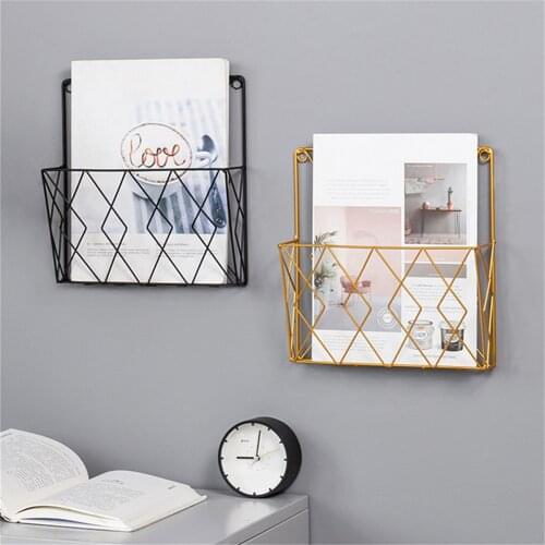 Modern Creative Iron Wall Magazine Metal Wire Shelf Rack Decoration For Home Bedroom Books Room Magazine Books Display Racks New