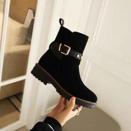 Leather Women Ankle Boots Autumn Rivet Buckle Short Boots For Ladies Flat Fashion Woman Black Winter Punk Motocycle Shoes 2020
