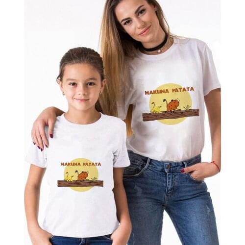 Fashion Matching Family Clothes Summer Short Sleeve Casual White O-neck Tshirts Hakuna Matata Printed Simba Lion King Kids Tees
