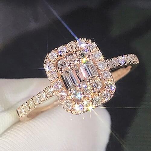18K Au750 Rose Gold Women Wedding Party Engagement Ring Rectangle Emerald Victorian Moissanite Diamond Ring Trendy Cute Romantic