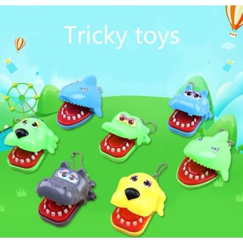 Prank Toy April Fool’s Props Realistic Animal Trick Keychain for Entertainment Courage Testing Toy Novelty Gag for Party