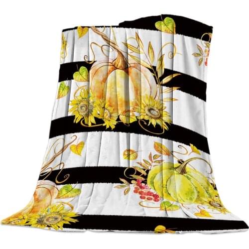 Thanksgiving Fall Pumpkin Fallen Leaves Throw Blanket Portable Soft Sofa Blanket Warm Microfiber Flannel Blankets for Beds