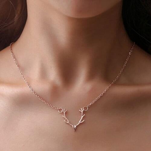 Fashion Christmas Gold Color Elk Antlers Pendant Necklace Korean Style Party Clavicle Chain Necklace Women Christmas Jewelry