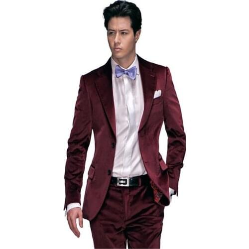 New Arrival custom made Groom Tuxedos wine red Mens Suit Notch Lapel Groomsmen Mens Wedding Suits Prom Suits(Jacket+Pants+Tie)