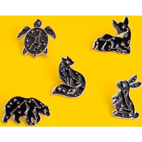 Black Starry Sky Enamel Lapel Pin Animal Brooches Decorate Hat Clothes Backpack Badge Personality Gift for Women Men Custom