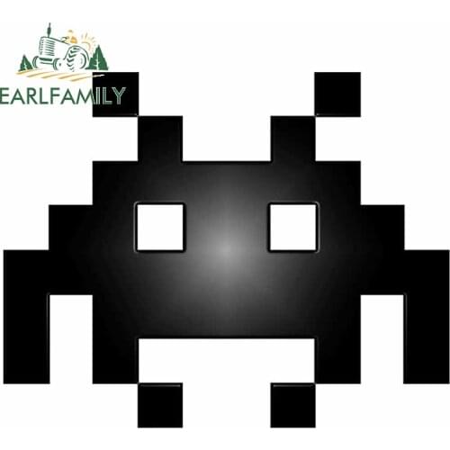 EARLFAMILY 13cm x 10.3cm for Arcade Space Invaders Black Car Sticker Car Styling Silhouette Decal Refrigerator JDM Assessoires