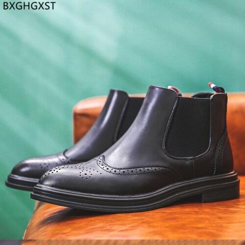 Brand Leather Boots Men Luxury Designer Outdoor Shoes for Man 2021 Chelsea Boots Men Brogue Men Dress Shoes Ankle Boots Zapatos