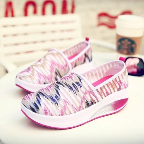 Summer Hollow Breathable Women Shoes Comfortable Cheap Camouflage Shoes Mesh Casual Shoes Thick Bottom Increased Flat Shoes 2019