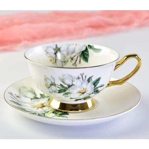Europe Noble Bone China cup Saucer set Luxury Ceramic Gold Handle Tea Milk Mug Household Porcelain Tea Cup Cafe Party Drinkware