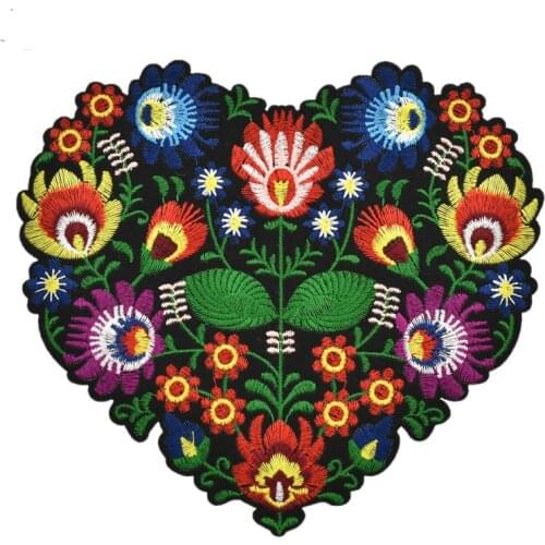 Love Heart Shape Flower Embroidery Applique Patches For Clothing Iron On Patch Applique For DIY Clothes Jackets Sewing Craft
