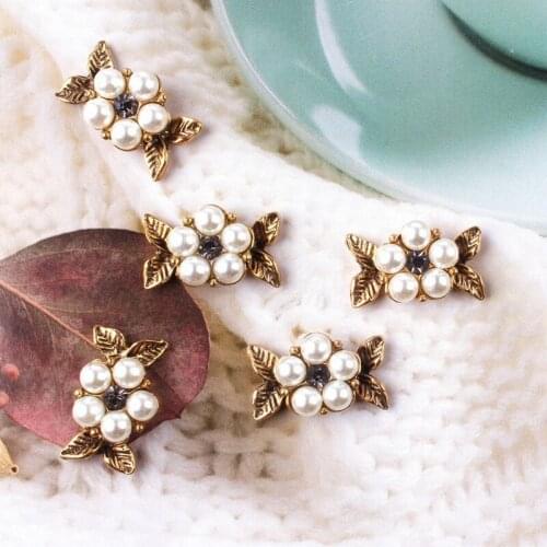 5pcs/lot Alloy Rhinestone Gold Pearls Small Hand Pendant Buttons Ornaments Jewelry Earrings Choker Hair DIY Jewelry Accessories