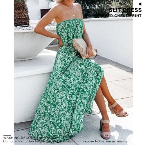 A sleeveless dress with a strapless print slit, off-the-shoulder, elegant princess dress is the new summer 2021 fashion trend