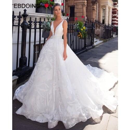 Vestidos De Novia Elegant A-line Wedding Dress Deep V-neck Neckline Sexy Backless Bride Dress Plus Size Wedding Party Gown