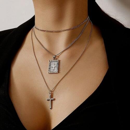 Vintage Multilayer Cross Pendant Necklace Women Religious Style Chains Geometric Clavicle Necklace Lady Fashion Jewelry XR2977