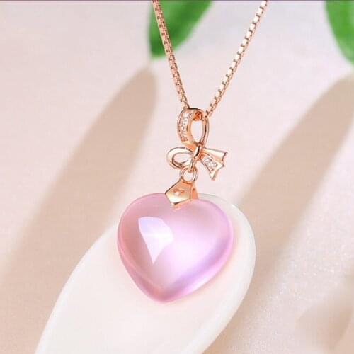 Romantic Style Rose Gold Color Love Heart Rose Pink Quartz Pendant Necklace for Valentines Day Gift Jewelry