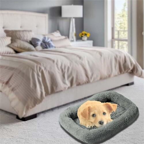 Soft Dog Bed Flannel Thickened Pet Mat Warm Sleeping Blanket Dog Cat Sofa Cushion Winter Warm Portable Coral Fleece Mat Cover